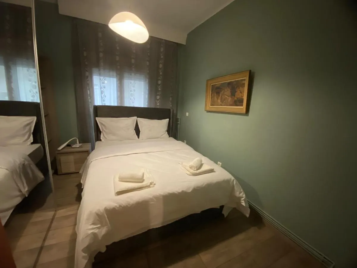 Central Spuare Apartment 테살로니키