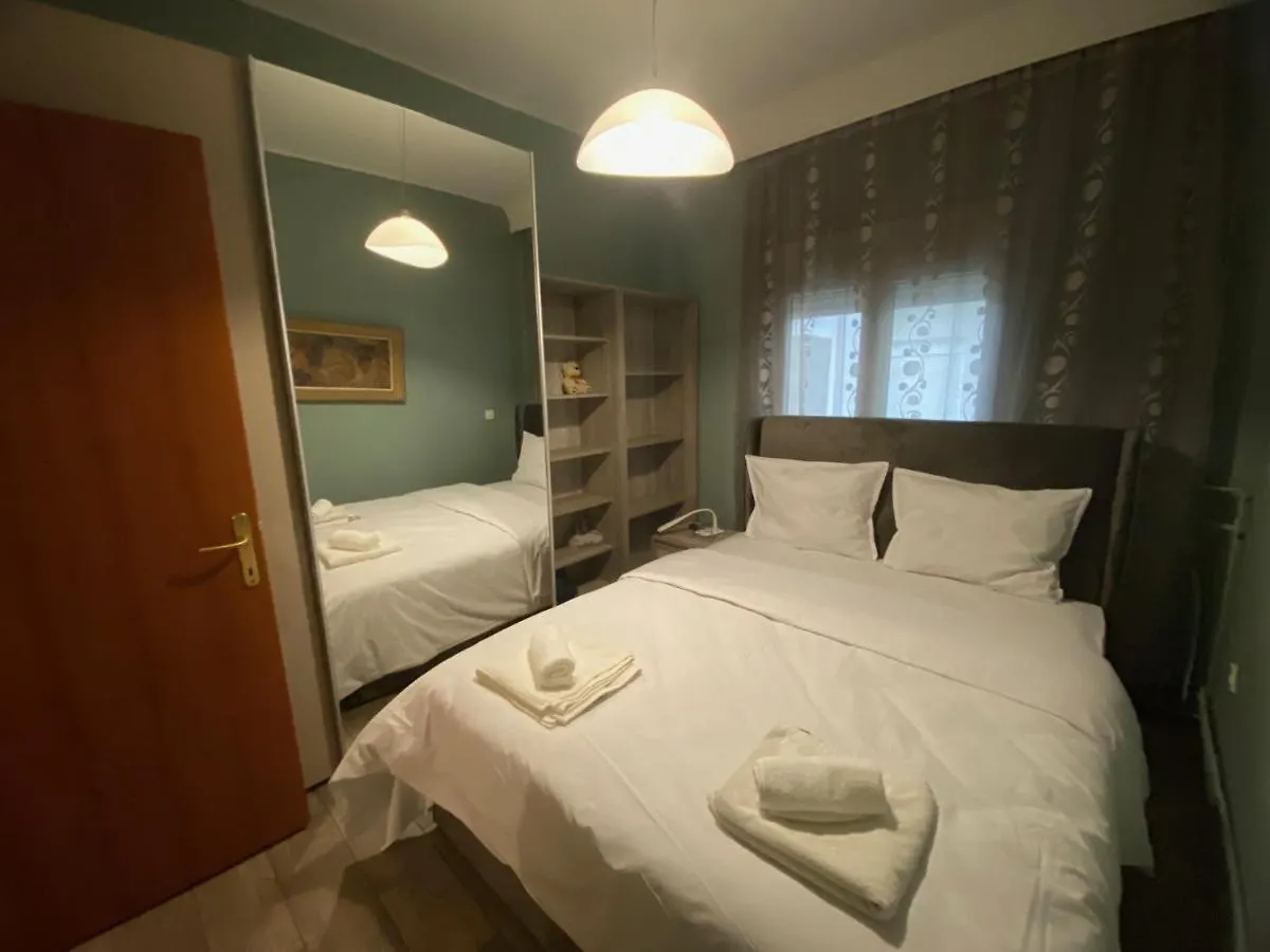 Central Spuare Apartment 테살로니키