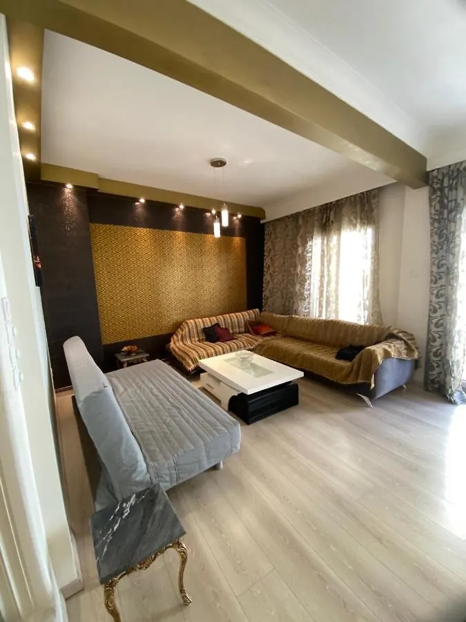 Central Spuare Apartment 테살로니키